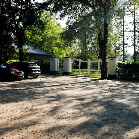 The Lodge Bed & Wellness Oisterwijk Sauna, Jacuzzi, Luxury Moergestel Luaran gambar